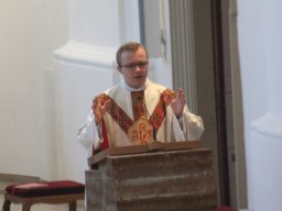 Predigt über seinen Primizspruch 'Auf dein Wort hin tue ich es' und zum Thema warum man heute noch Priester wird